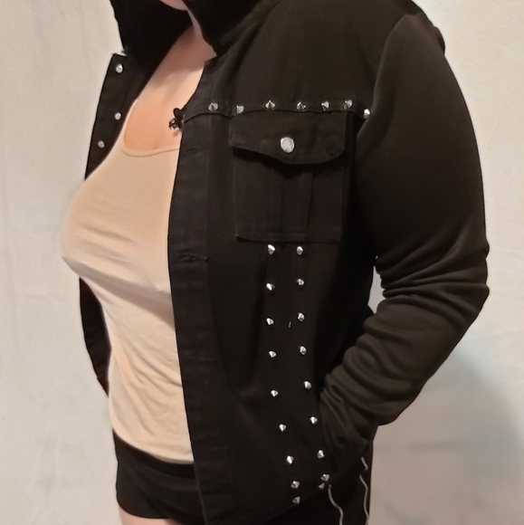 Billie Eilish jacket - Picture 2 of 2